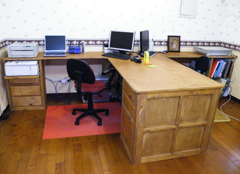 自製雙人電腦桌